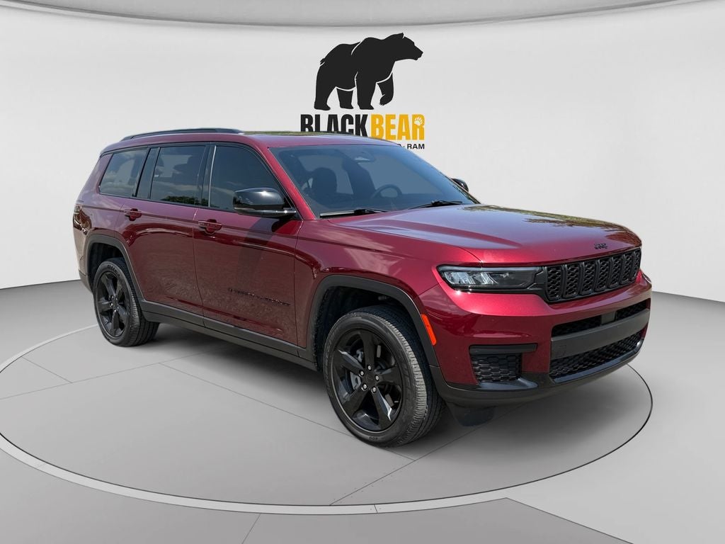 2024 Jeep Grand Cherokee L Altitude X 4x4 in Velvet Red Pearlcoat — front three-quarter view