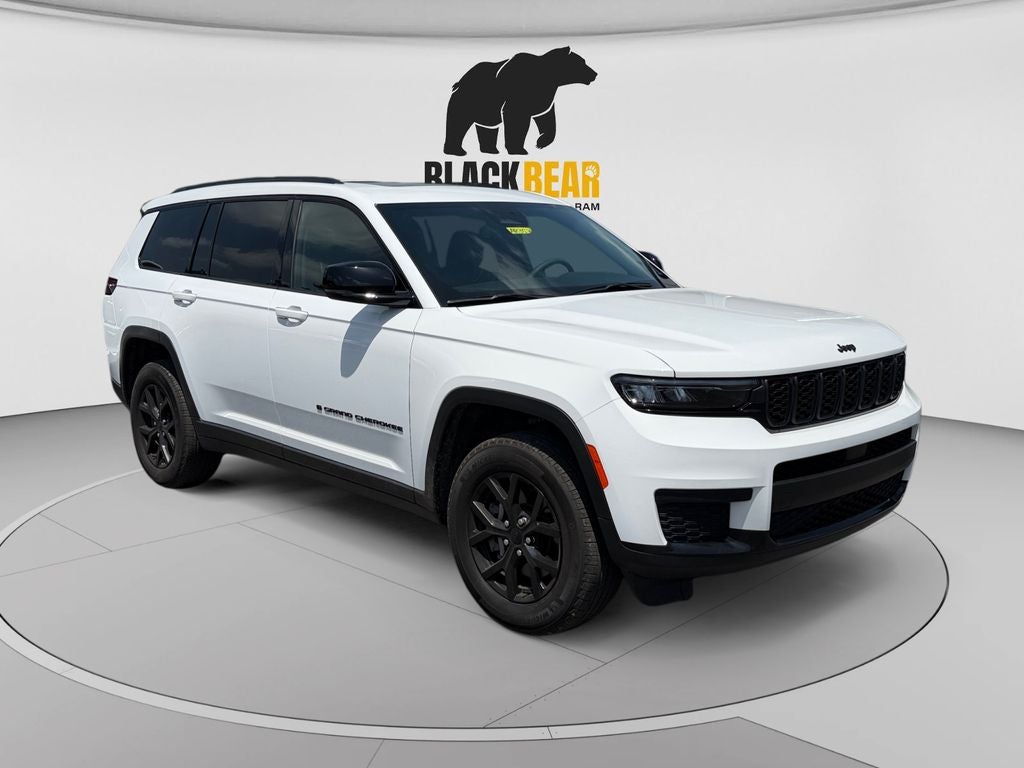 2024 Jeep Grand Cherokee L Altitude X 4x4 in Bright White Clearcoat — front three-quarter view